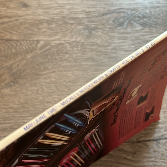 📚 SPECIAL 2/$21 BOOKS!! 📚 VINTAGE McCall’s Needlework & Crafts magazine 1981 - Picture 6 of 17